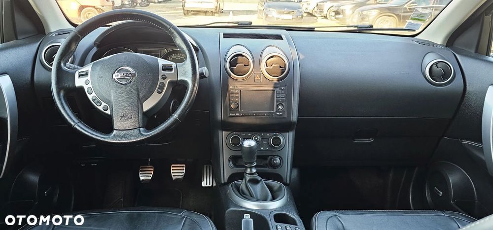 Nissan Qashqai 1.6 dCi 4 x 4 DPF tekna - 25