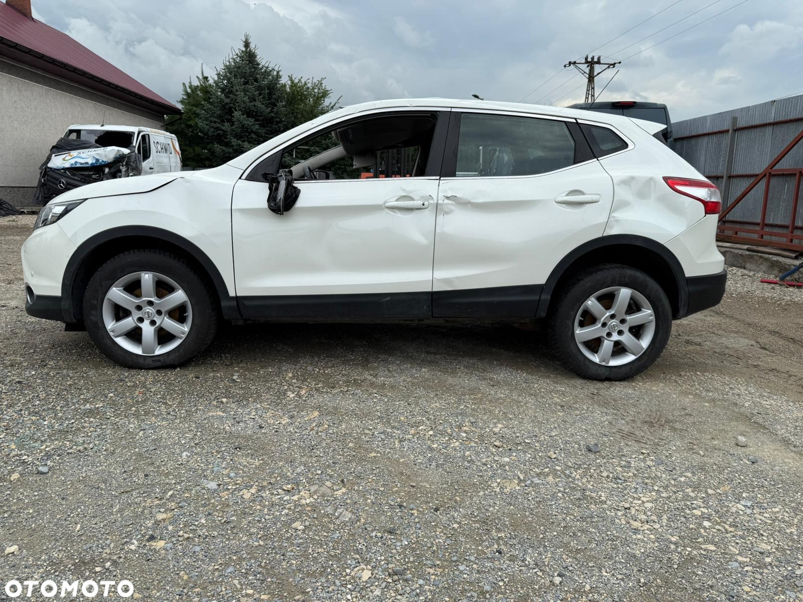 Nissan Qashqai 1.6 dCi TEKNA - 9