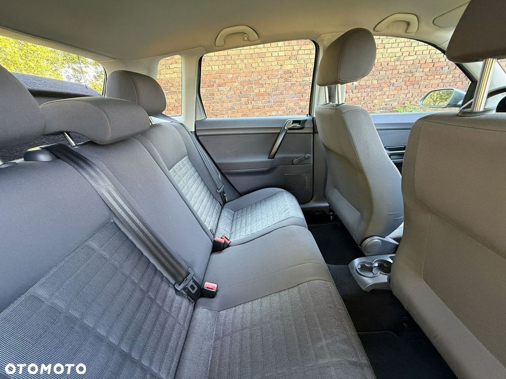 Volkswagen Polo 1.4 16V Comfortline - 8