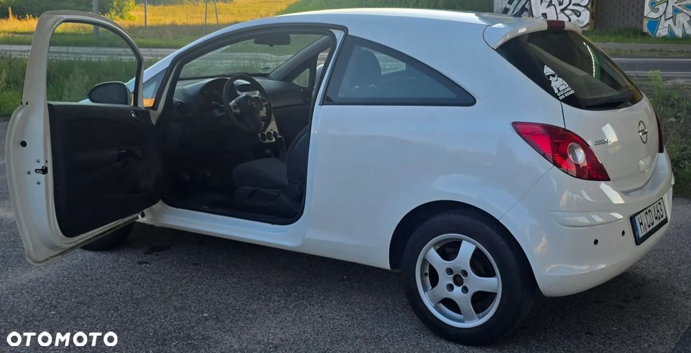 Opel Corsa - 16