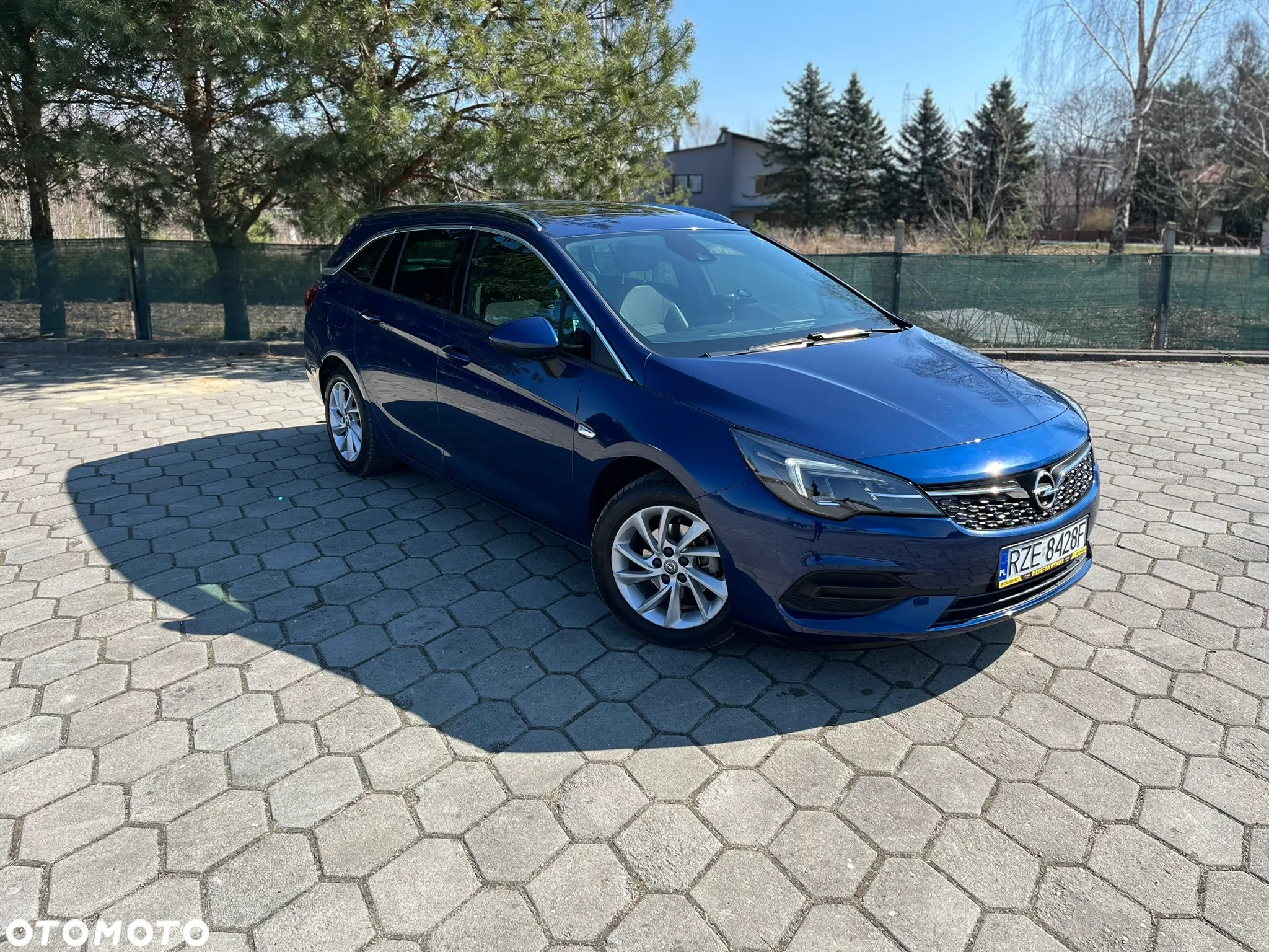 Opel Astra Sports Tourer 1.2 Turbo - 4