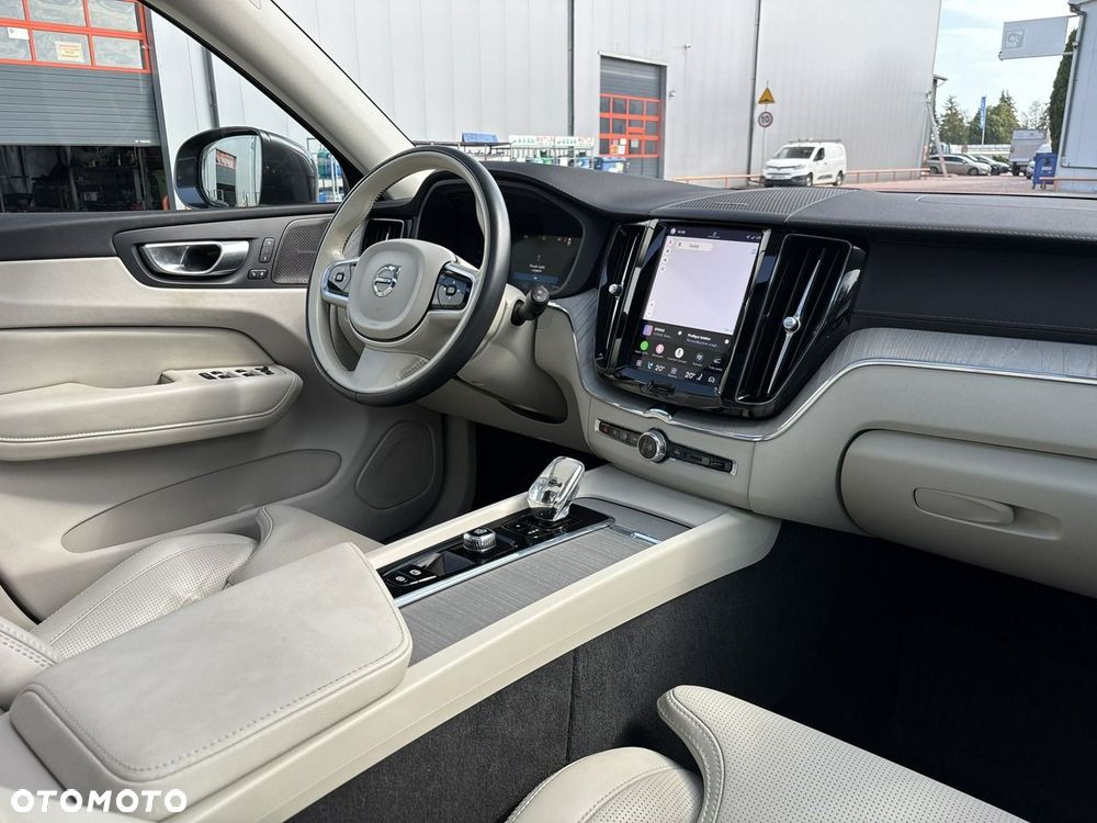 Volvo XC 60 T8 Plug-In Hybrid AWD Ultimate Bright - 15
