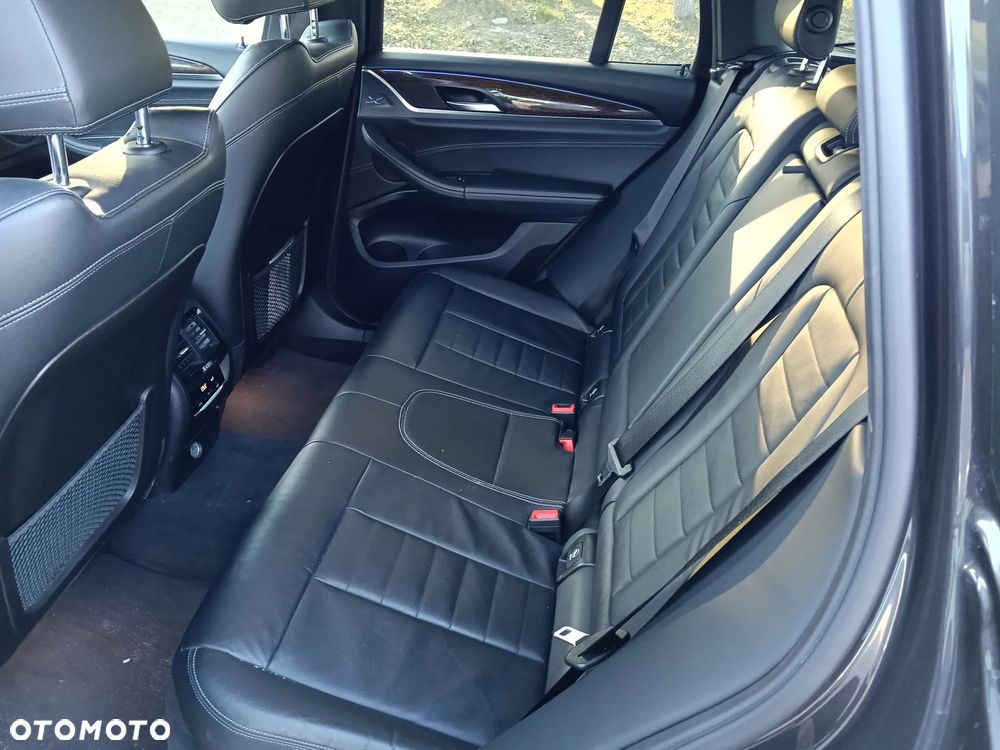 BMW X3 - 26