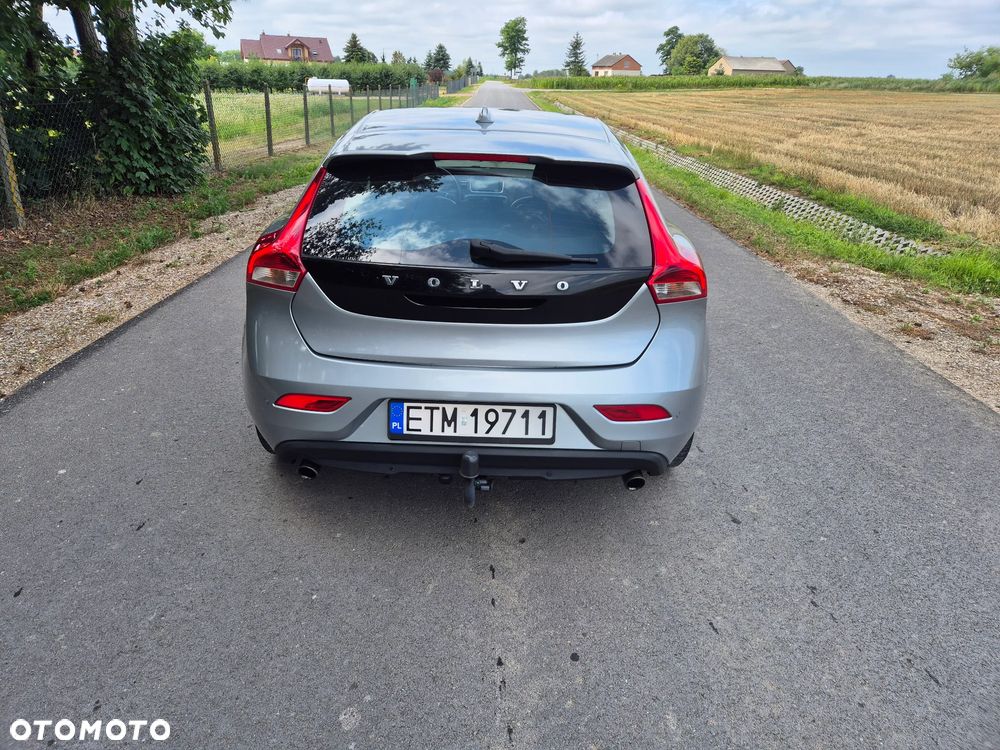 Volvo V40 D3 Momentum - 5