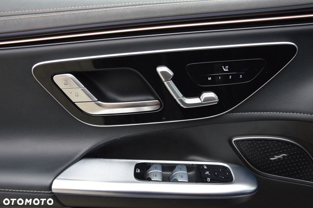 Mercedes-Benz EQE 350 89kWh 4-Matic Electric Art - 17