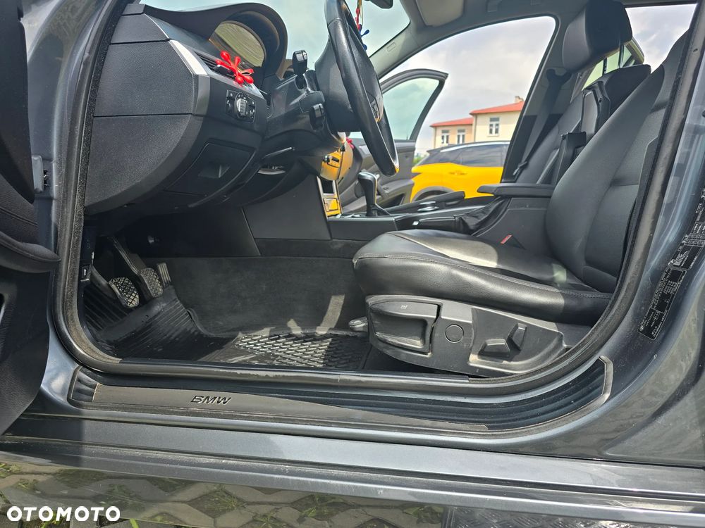 BMW Seria 5 520d - 18
