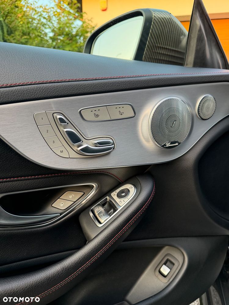 Mercedes-Benz Klasa C AMG 43 4Matic 9G-TRONIC - 14