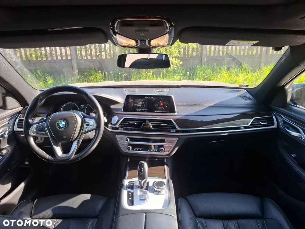 BMW Seria 7 - 7