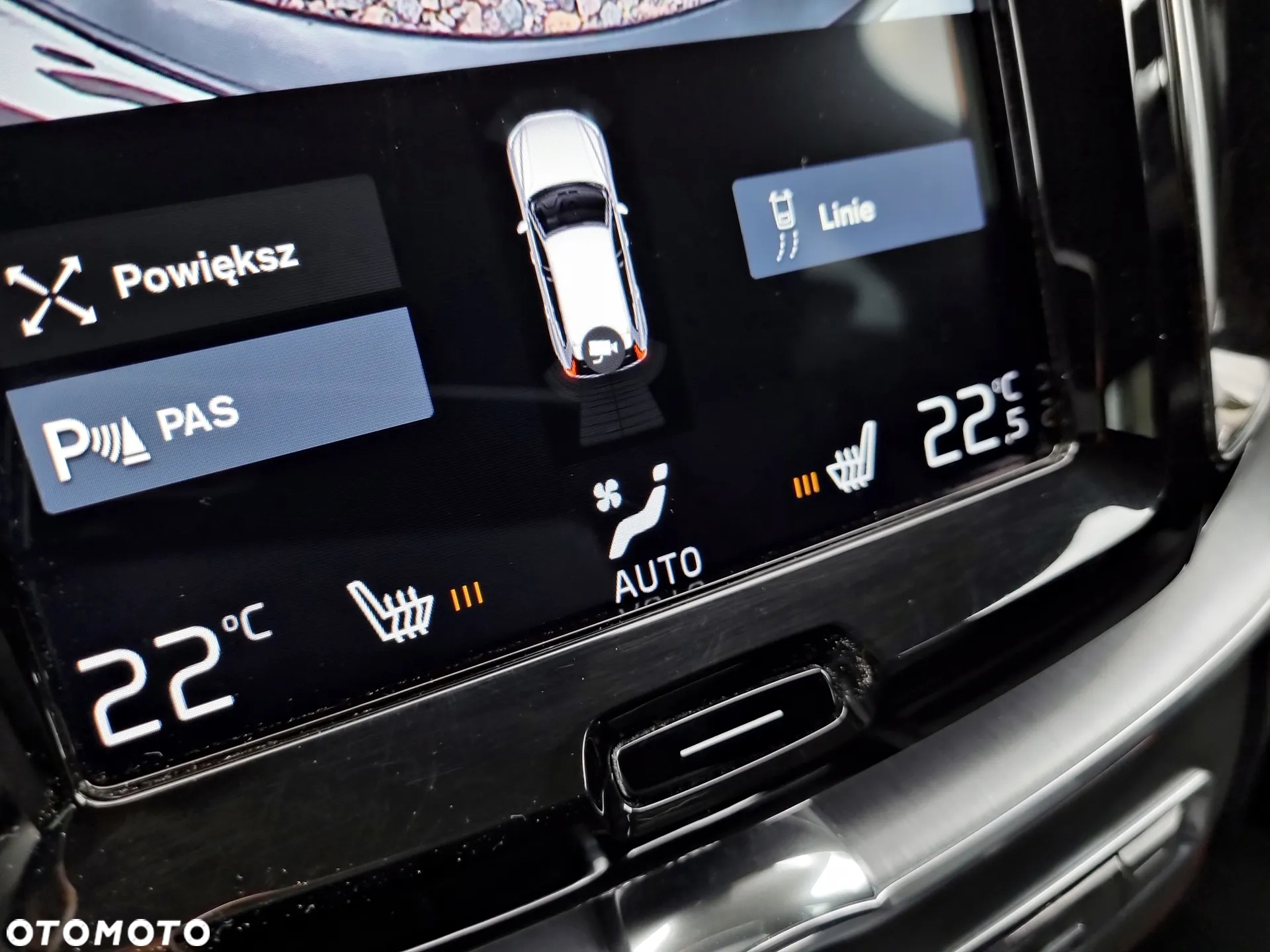 Volvo XC 60 D3 Momentum Pro - 20