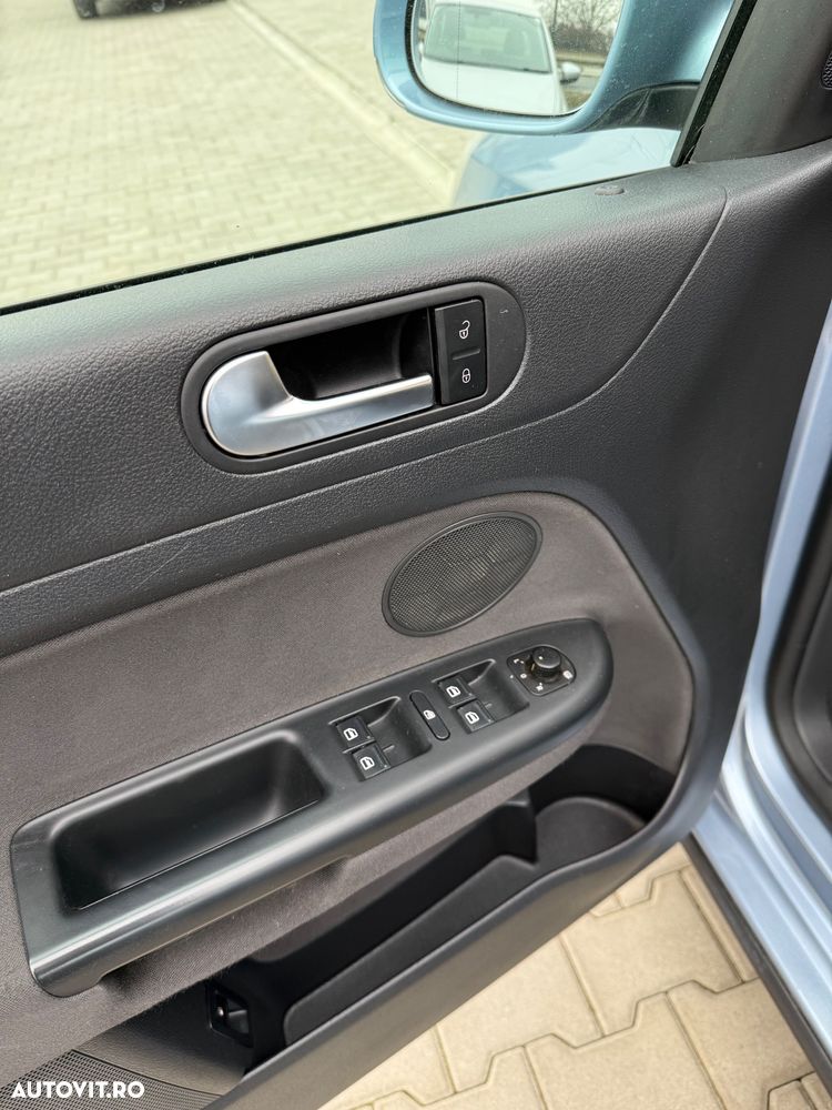 Volkswagen Golf Plus 1.6 TDI DPF BMT Trendline - 39