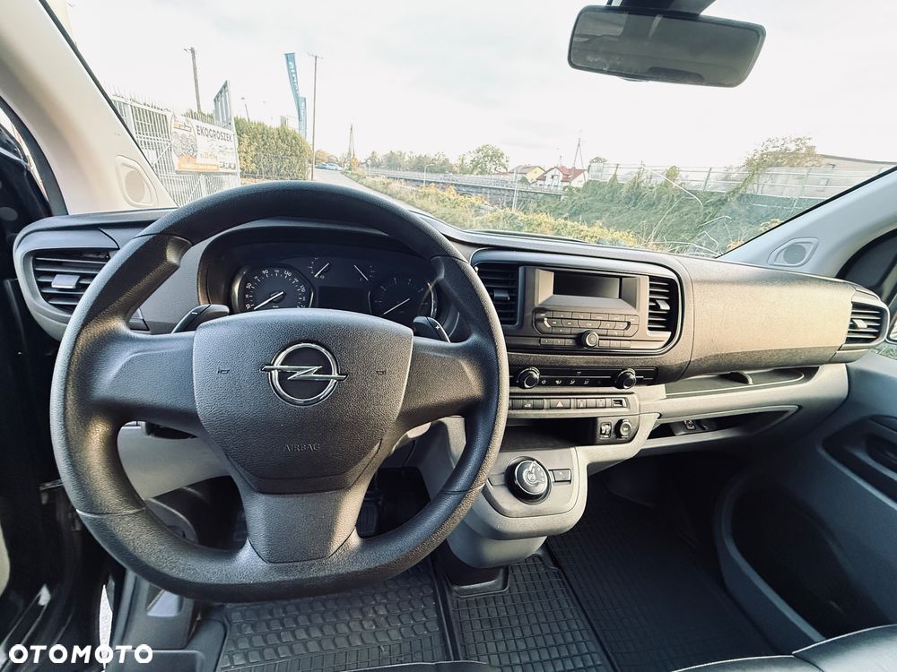 Opel Vivaro - 16