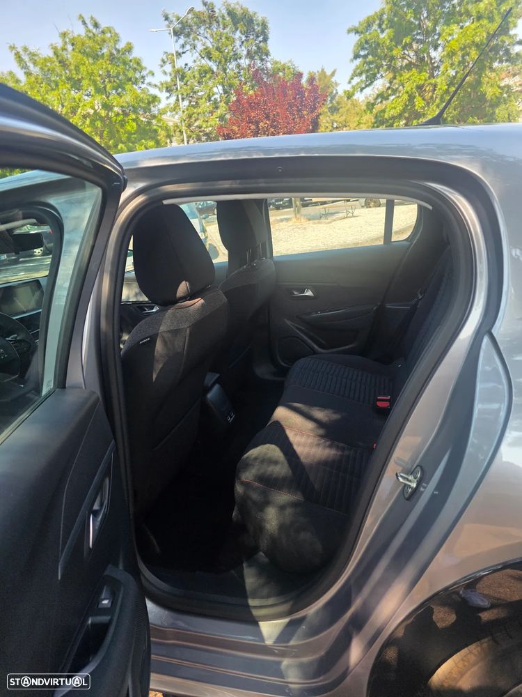 Peugeot e-208 Active Pack - 13