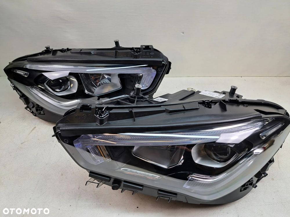 MERCEDES CLA W118 118 Lampy przód Full Led A1189062500 A1189062600 - 2