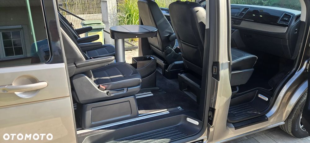 Volkswagen Multivan - 20