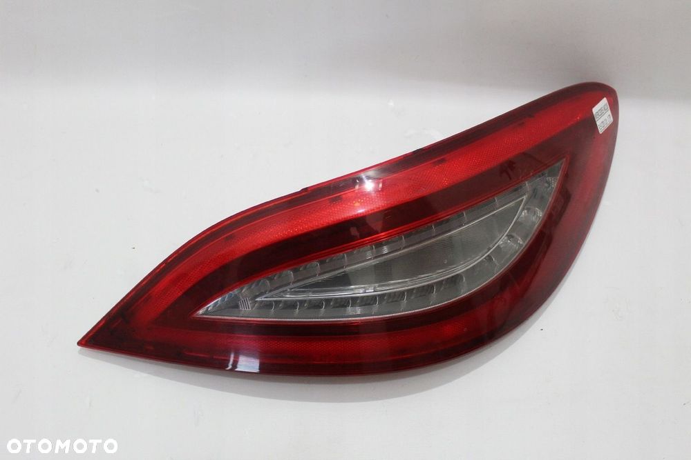 Lampa tylna prawa tył prawy Mercedes W218 CLS A2189060258 - 1