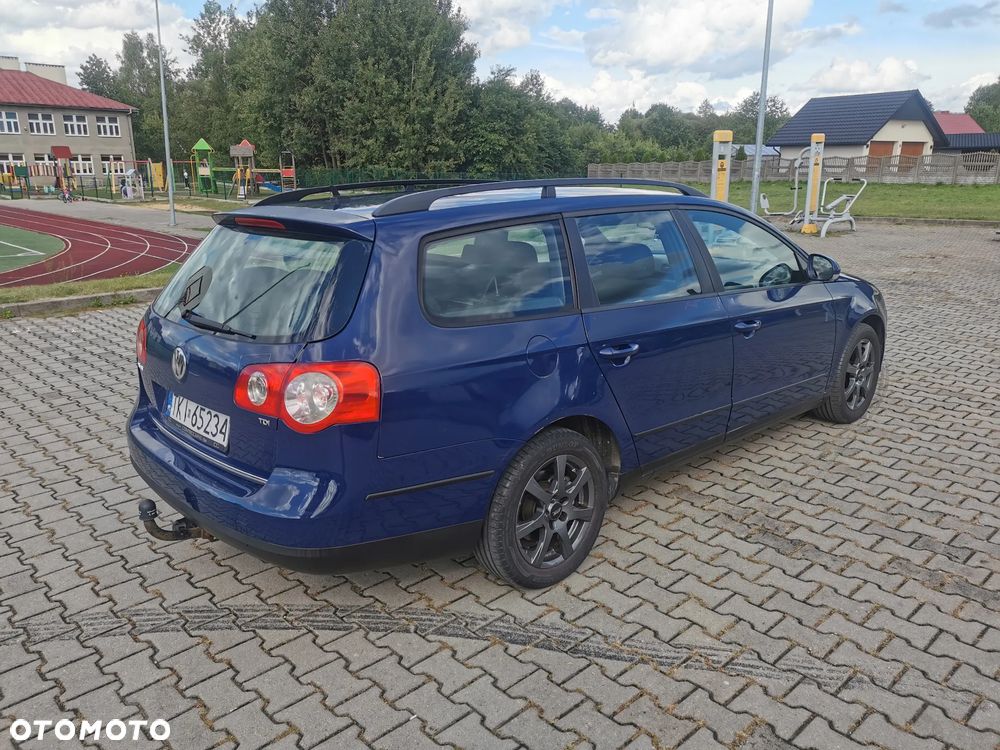 Volkswagen Passat 1.9 TDI Trendline - 3