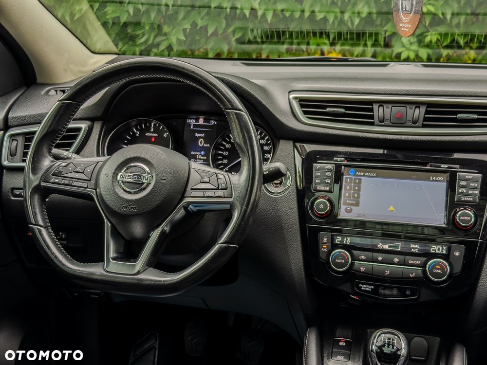 Nissan Qashqai 1.5 dCi DPF 360 - 23