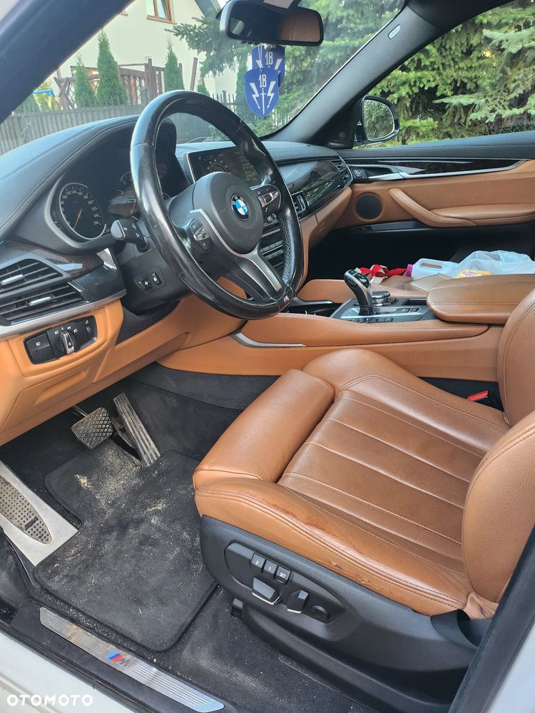 BMW X6 xDrive35i - 12