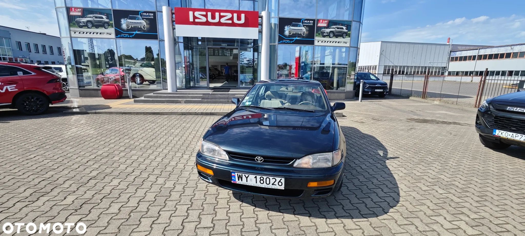 Toyota Camry 3.0 V6 LE - 1