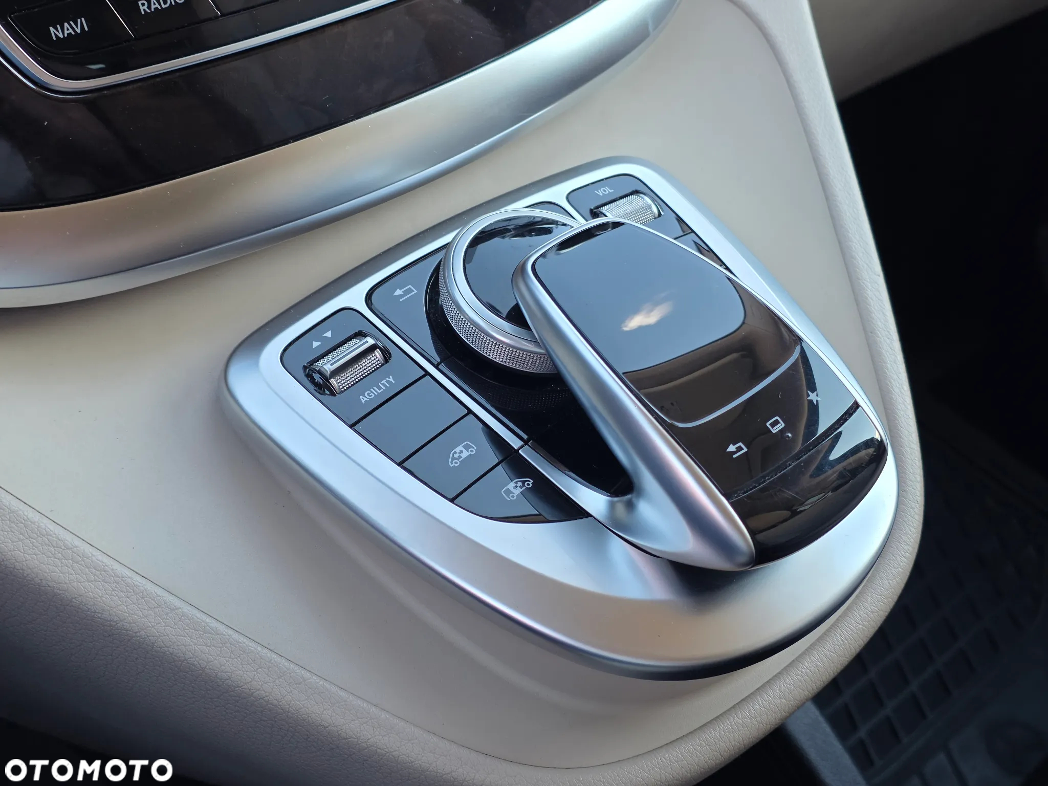 Mercedes-Benz Klasa V 250 (BlueTEC) d Avantgarde 7G-Tronic - 19