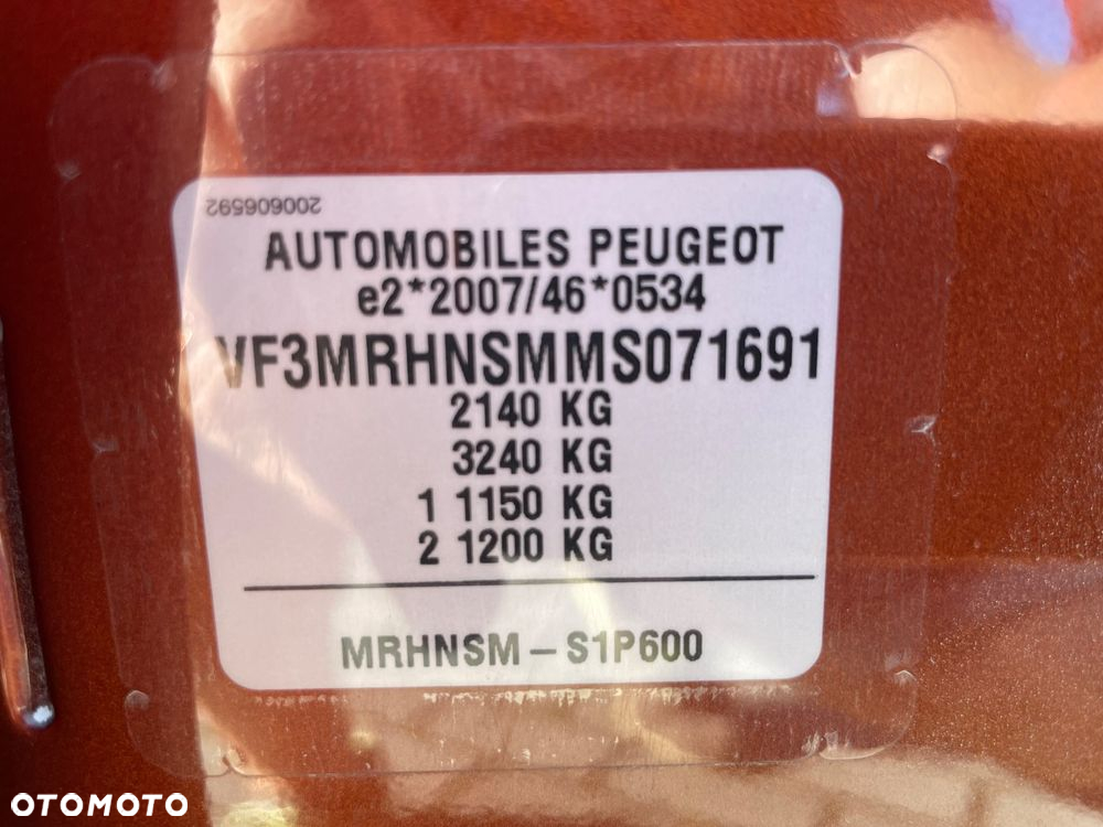 Peugeot 5008 - 37