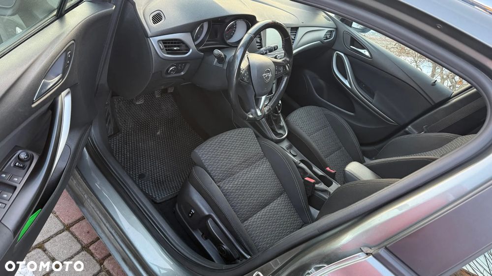 Opel Astra - 8