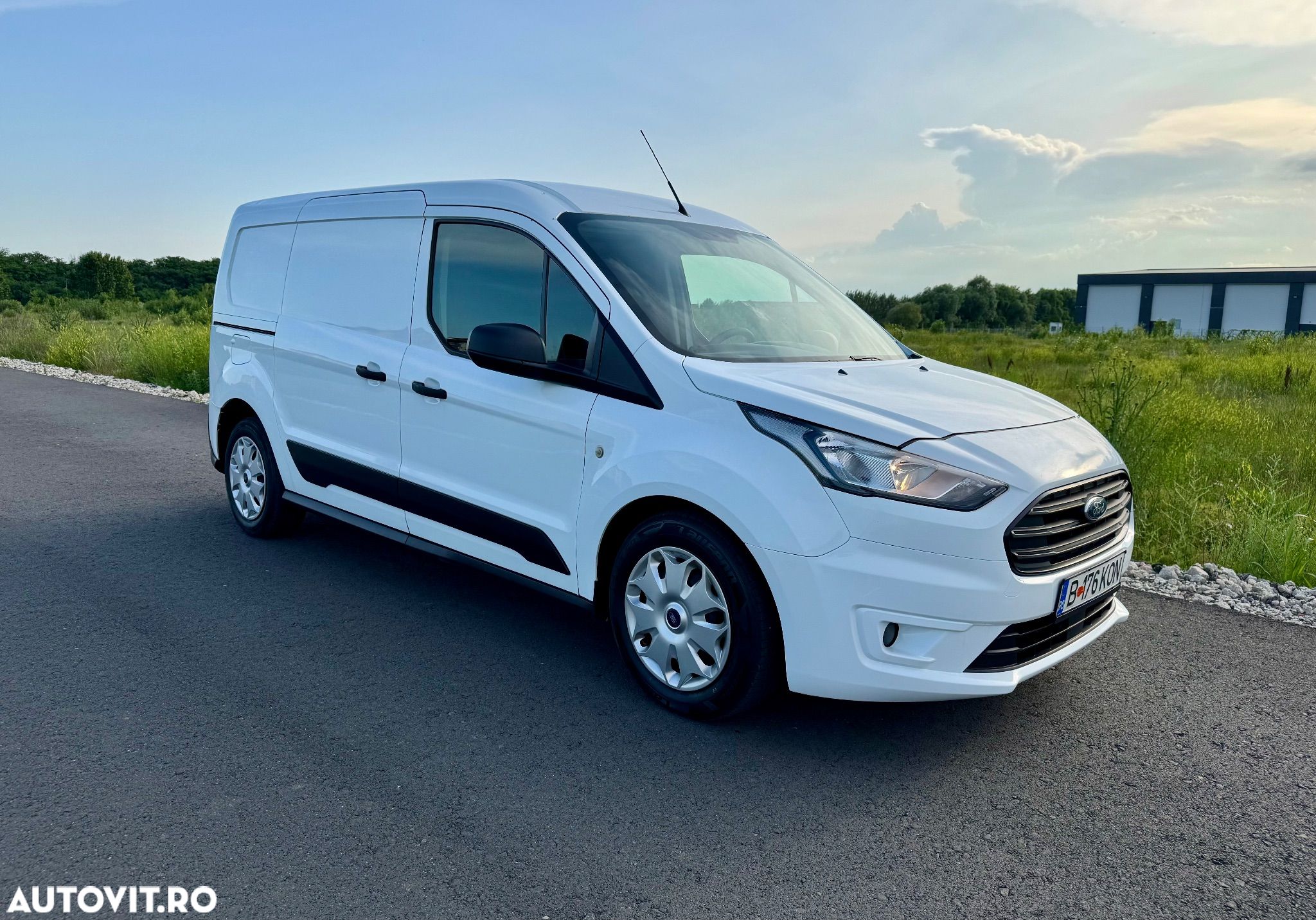 Ford Transit Connect - 1