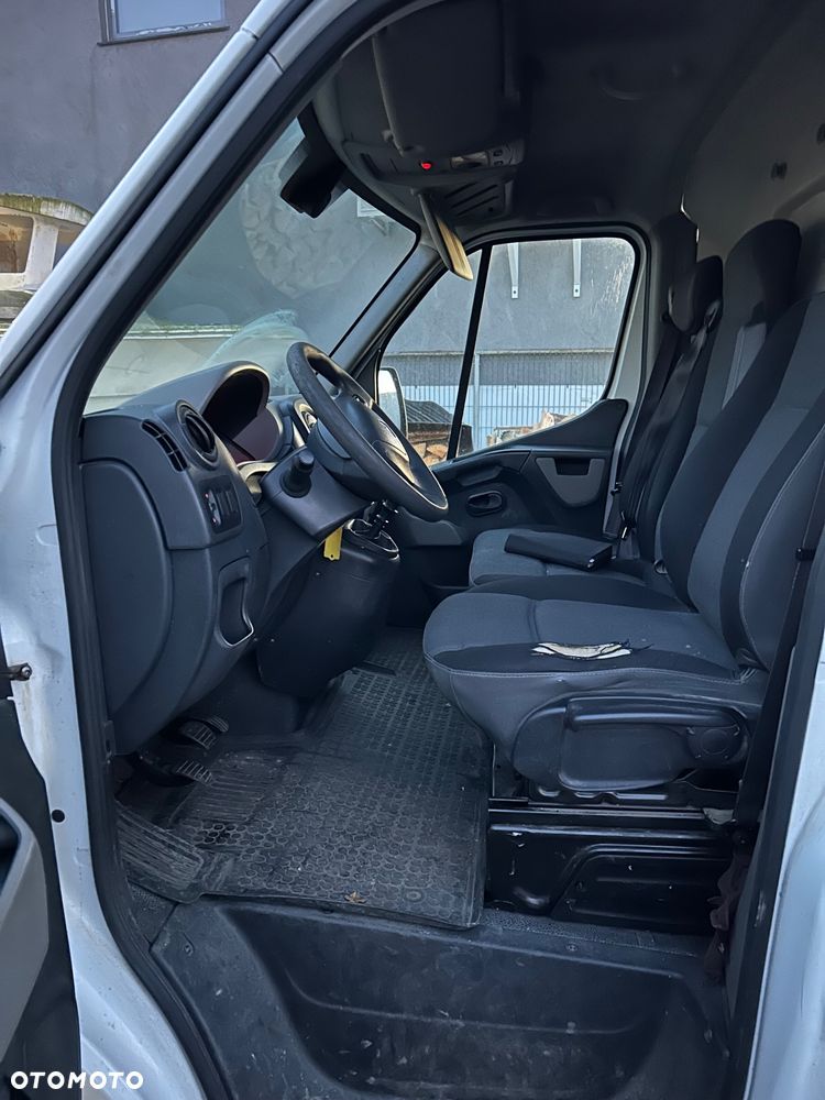 Renault Master - 18