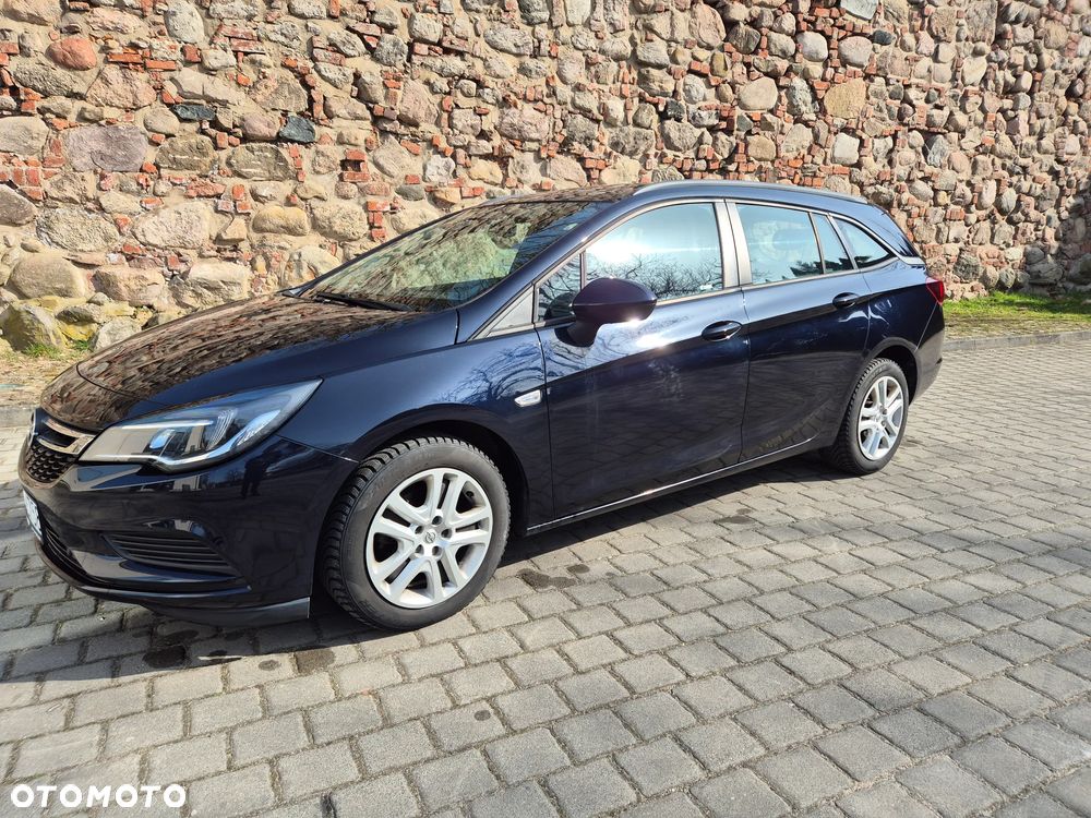 Opel Astra 1.6 D (CDTI) Dynamic - 18