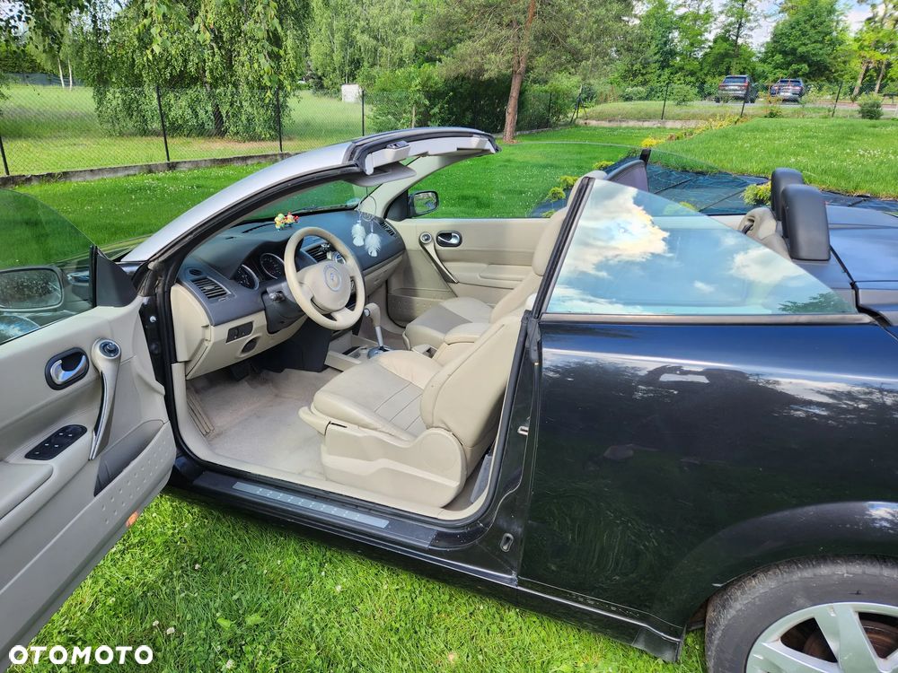 Renault Megane 2.0 16V Expression - 25