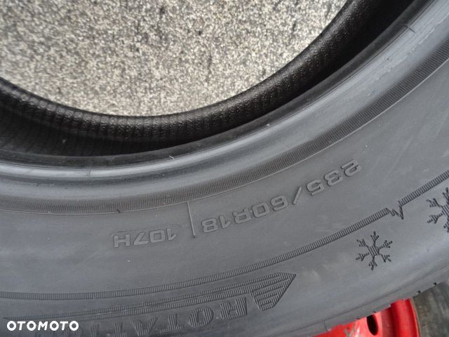 235/60/R18 107H Dunlop Winter Sport 5 - 6
