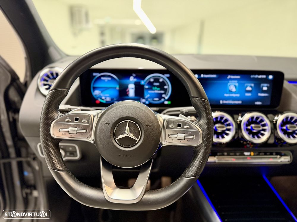 Mercedes-Benz EQA 300 4Matic Edition 1 - 11