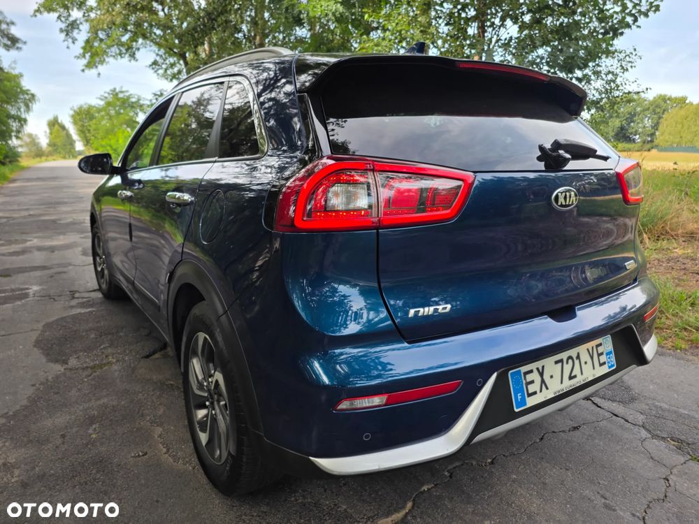 Kia Niro 1.6 GDI Hybrid L Business Line - 6