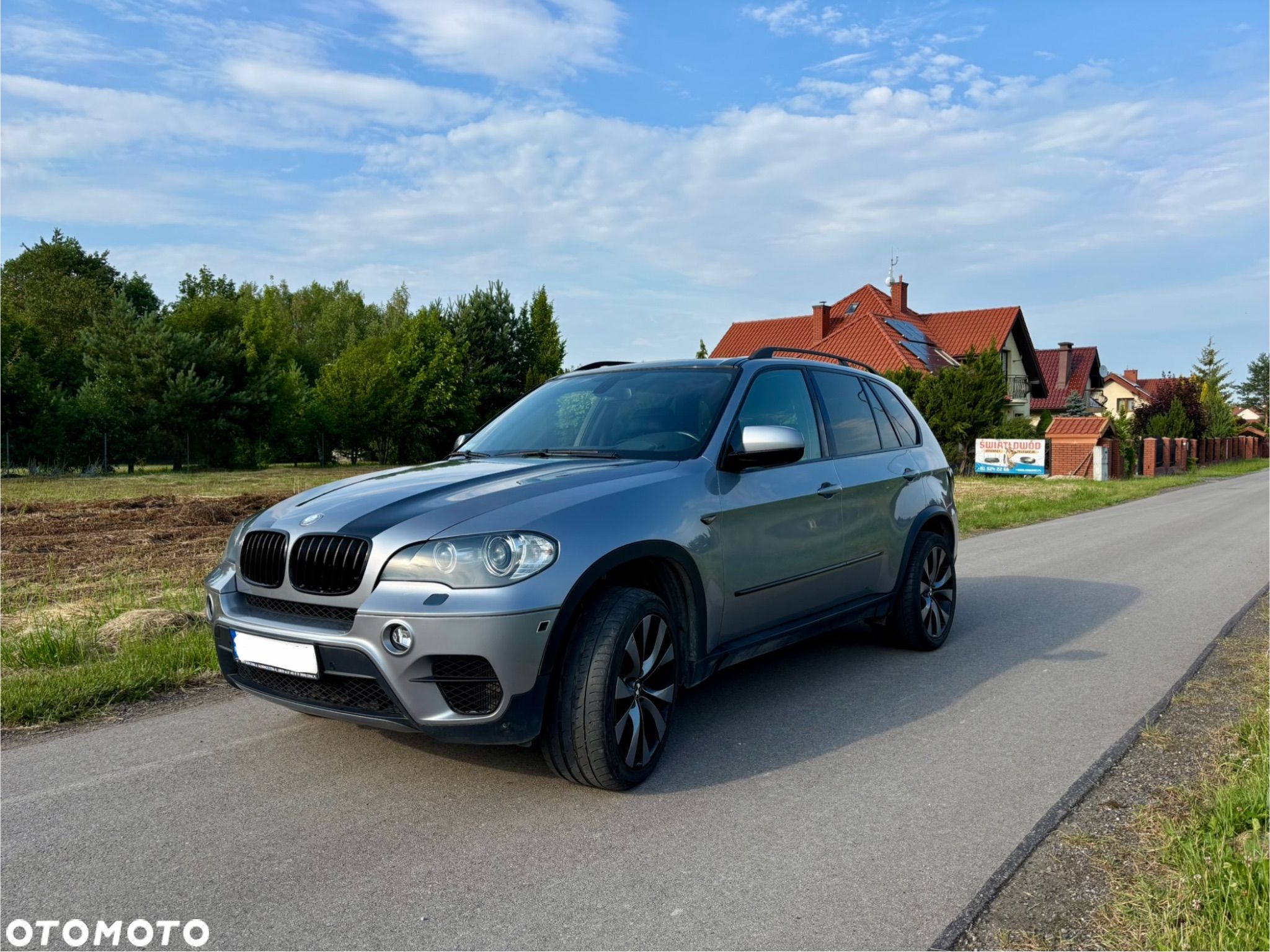 BMW X5 4.8i xDrive - 1