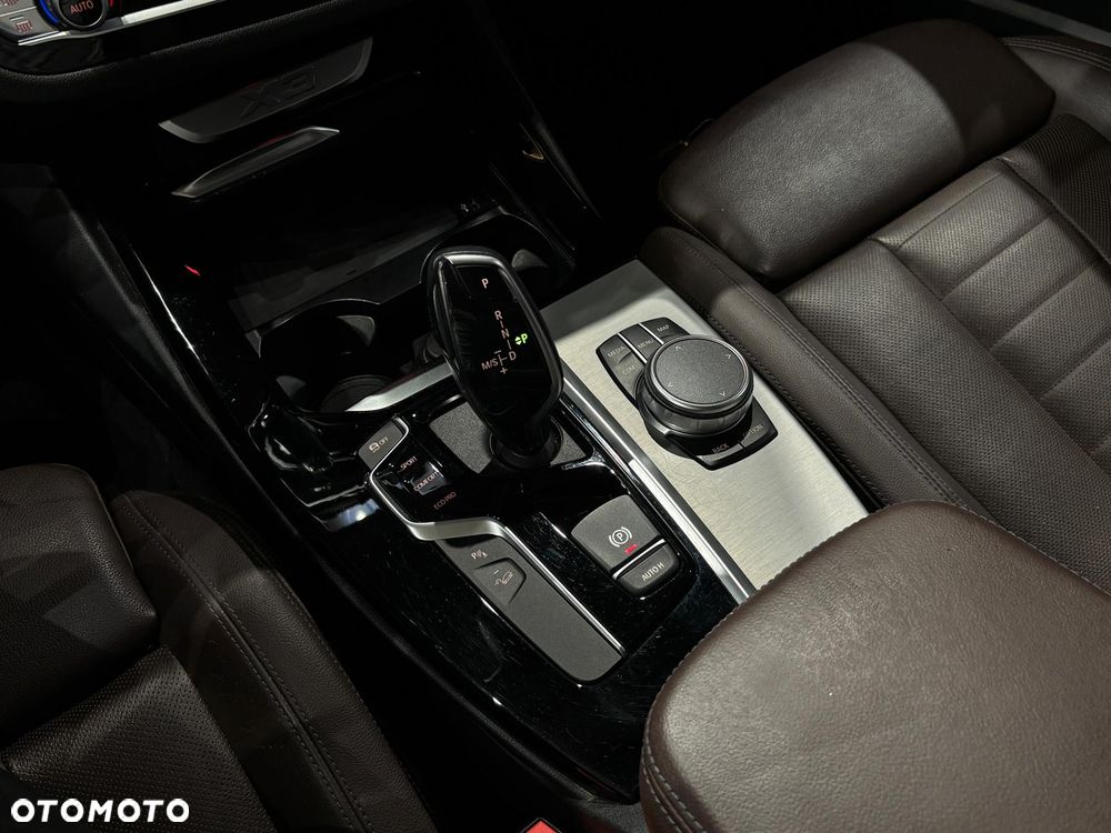 BMW X3 xDrive20d mHEV - 14