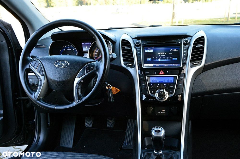 Hyundai i30 1.6 CRDi BlueDrive Comfort - 8