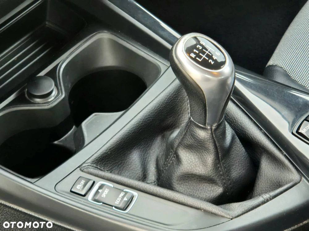 BMW Seria 1 120d Urban Line - 20