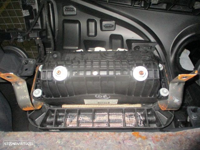 Kit Airbags 615847500B 61554937B 50508413 53284388 34056654  01560832690  6091380490 1560891750  00505162320  34054468D ALFA ROMEO MITO FASE 1 2019 1.3JTD 90CV 3P PRETO PRETO  DANIFICADO - 27