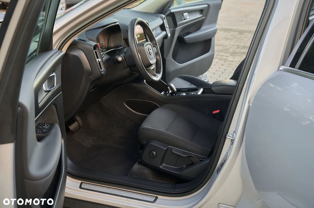 Volvo XC 40 - 26