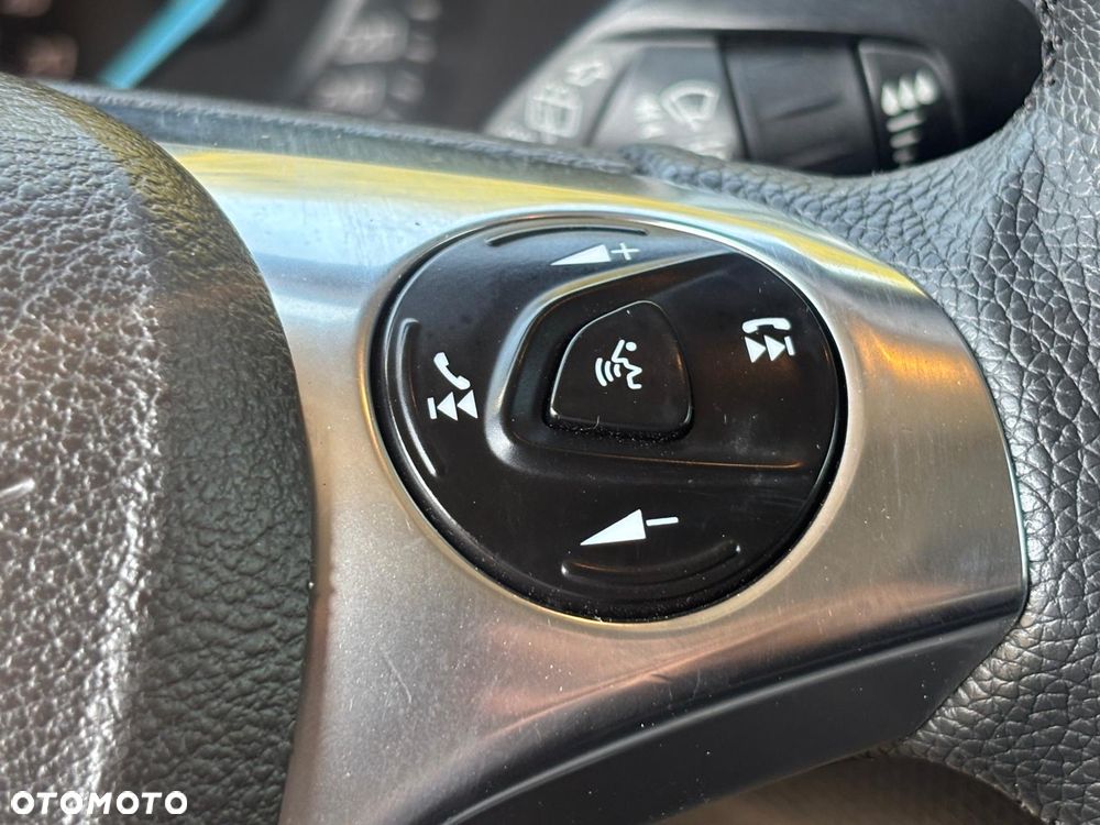 Ford Tourneo Connect Gr 1.5 EcoBlue Trend PowerShift - 40