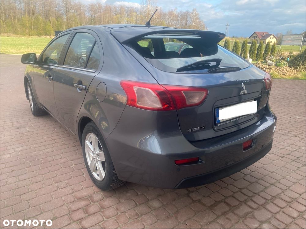 Mitsubishi Lancer 1.5 Inform - 16