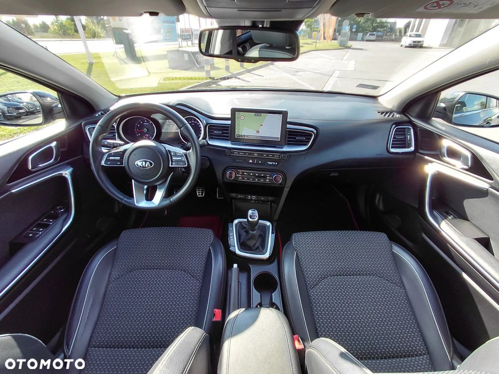 Kia Ceed 1.4 L Business Line - 12