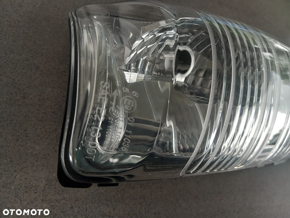 Kierunkowskaz lusterka boczny lewy przezroczysty Ford Transit 2014-, 2019- 2085655 - 3
