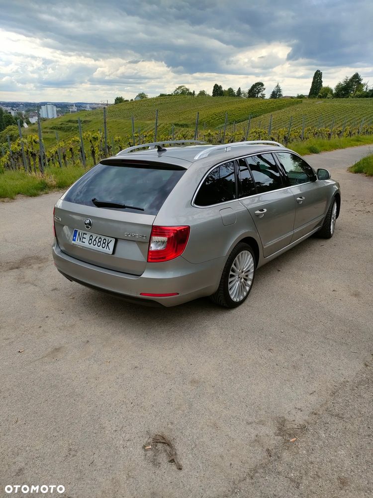 Skoda Superb 2.0 TDI DSG L&K - 12