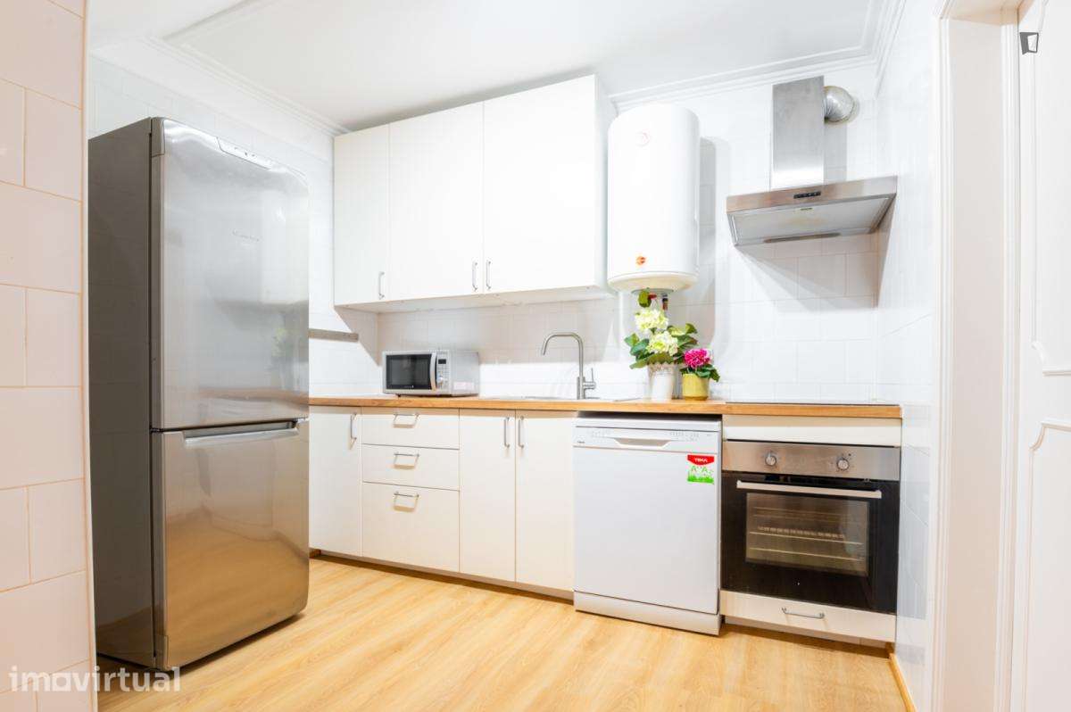 Quarto - localizado em Bairro Alto Lisbon - Grande imagem: 4/7
