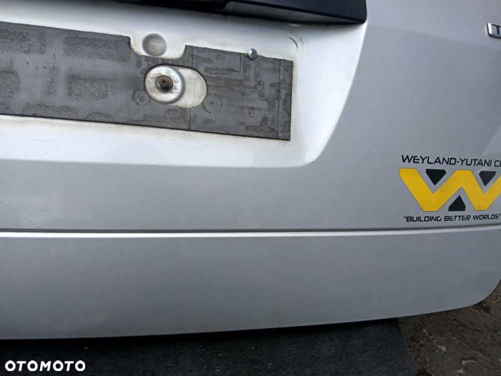 Ford Focus Mk2 kombi klapa bagażnika - 4
