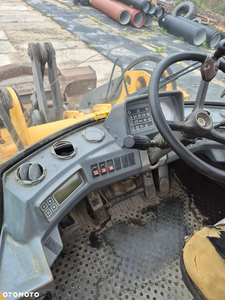 Volvo L 70 C - 7