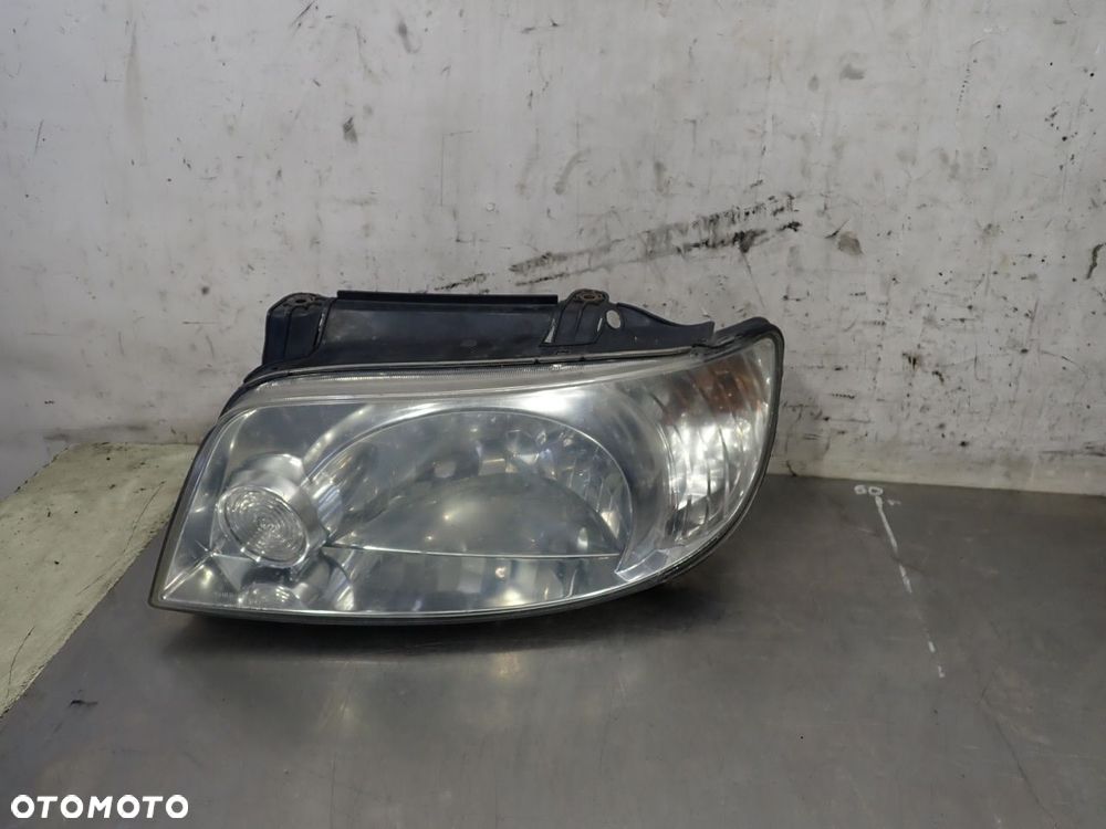LAMPA LEWA PRZEDNIA HYUNDAI MATRIX 1.6 - 1