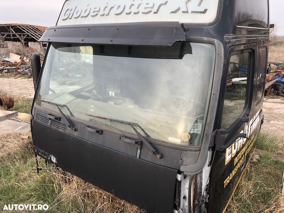 Cabina Volvo FH 12 2 bucati pe stoc Dezmembrari - 2