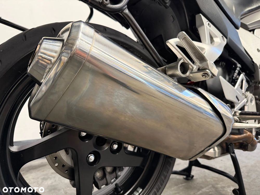 Honda VFR - 37